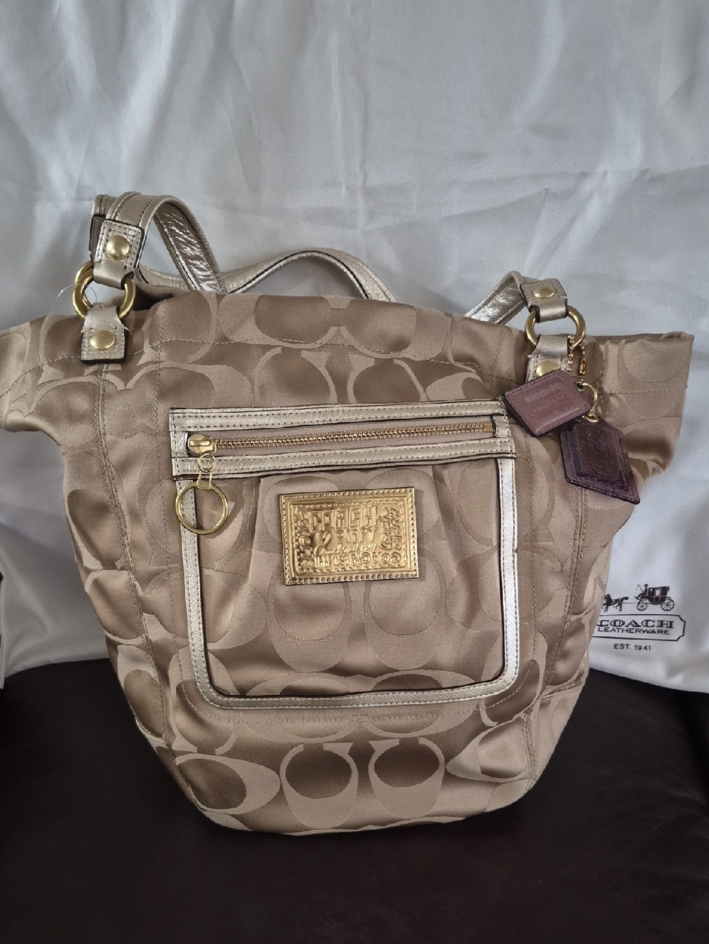 Coach - Picture 6 of 14